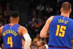 多宝官网入口 -包含窗口期布鲁克林篮网备战亚冠，队长鼓劲细节曝光，质疑声仍在，轮换策略成焦点的词条